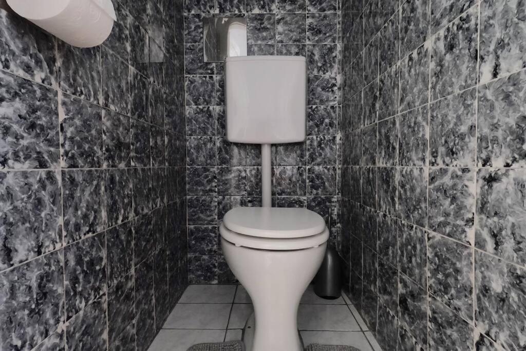Vienna: Cozy 2-Room Apt. Εξωτερικό φωτογραφία