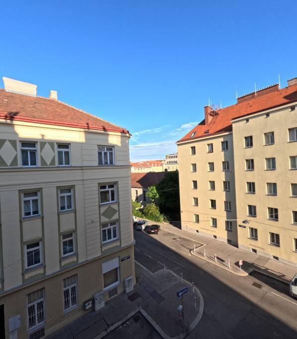 Vienna: Cozy 2-Room Apt. Εξωτερικό φωτογραφία